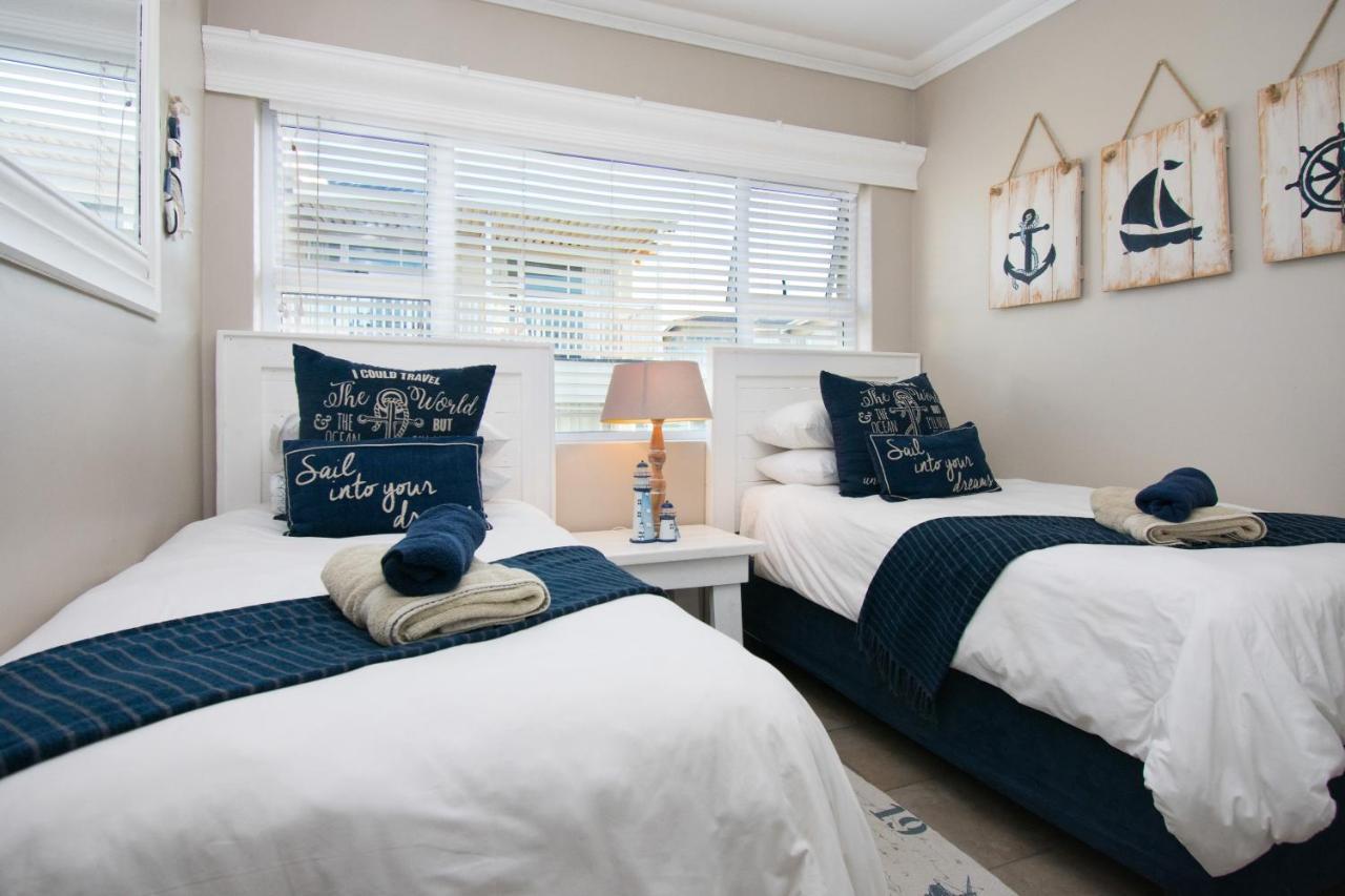 At 4 Umzumbe Beach Apartment, Mangrove Beach Estate Melville  المظهر الخارجي الصورة
